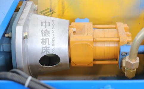 ZDPK-8025采用國內(nèi)一流品牌電機及油泵，動力強勁，噪音低.jpg